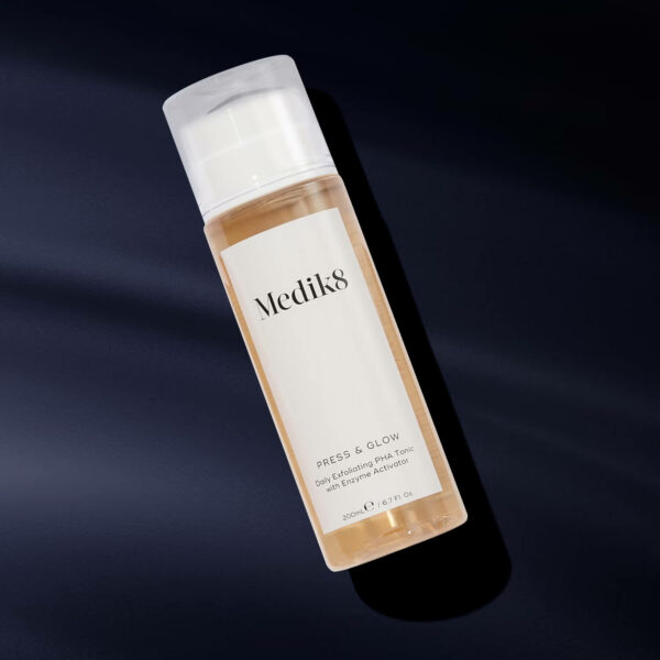 calendrier de lavent lookfantastic 2024 contenu case 20 lotion exfoliante pha medik8